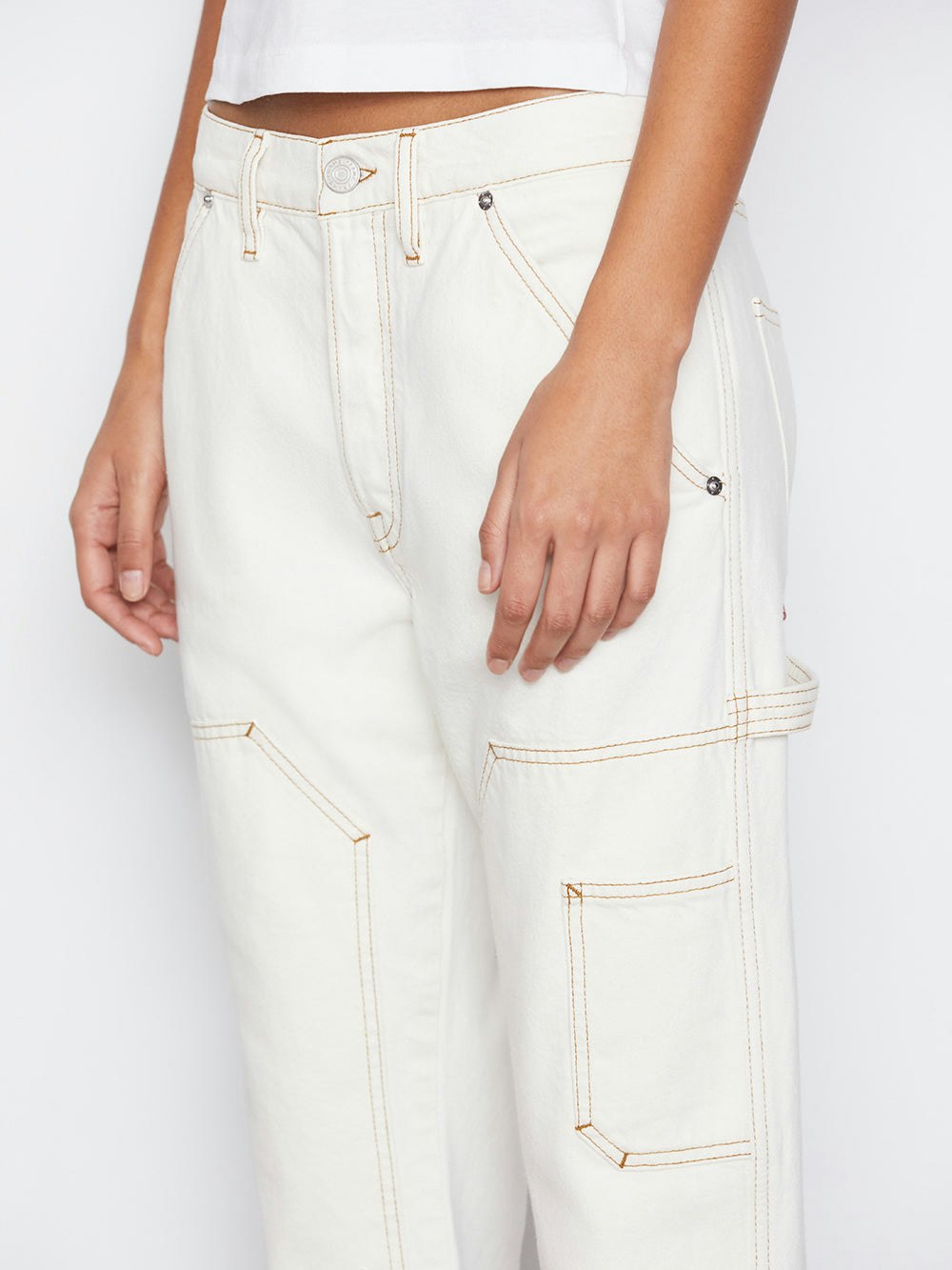 jeans detail side view alt:size alt:fit1